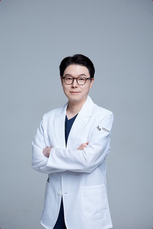 디오디피부과의원 청담 이준원 원장
